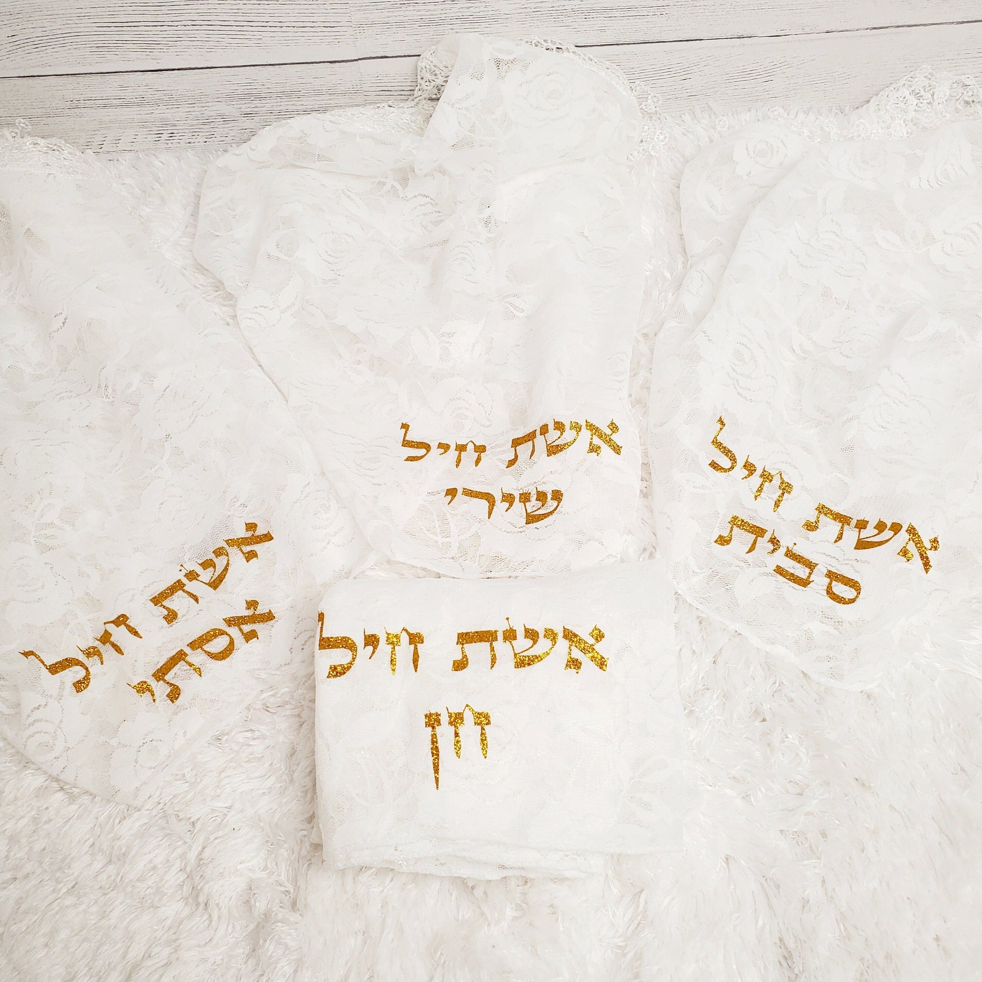 White headband Tichel, Head Scarf,Jewish headcovering, Mantilla, Triangle lace veil, mitpachat, Judica